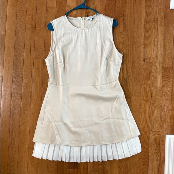 Rihoas Apricot Splicing Pleated Mini Dress Size Large - Picture 5 of 11